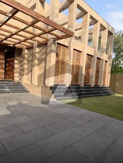 Magnificent 1300 Yards Luxury Residence For Sale Main Embassy Road One Of Islamabads Most Elite &Amp; Secure Locations 09 Spacious Size Bedroom Magnificent 1300 Yards Luxury Residence For Sale Main Embassy Road One Of Islamabads Most Elite &Amp; Secure Locations 09 Spacious Size Bedroom