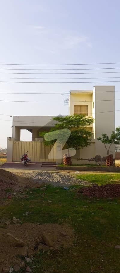 10 Marla beautiful house for sell
