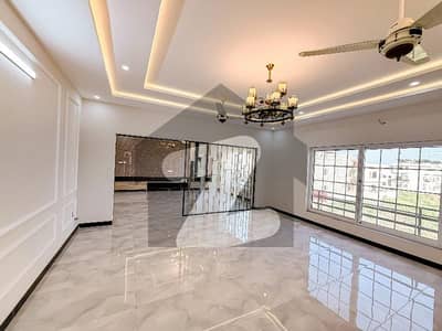 1 Kanal Upper Portion For Rent | 3 Bed | Servant Quarter | Prime Location Lahore
