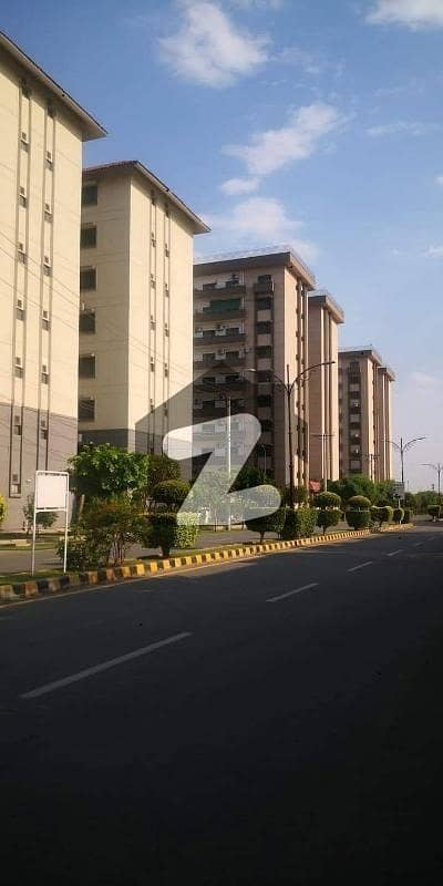 عسکری 10 - سیکٹر ایف عسکری 10,عسکری,لاہور میں 3 کمروں کا 10 مرلہ فلیٹ 1.25 لاکھ میں کرایہ پر دستیاب ہے۔
