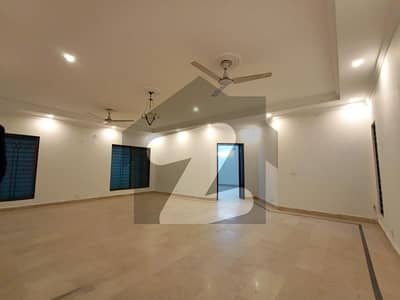 1.5 Kanal Independent House For Office