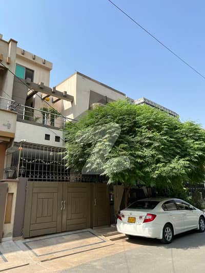 5 MARLA FACING PARK HOUSE FOR SALE