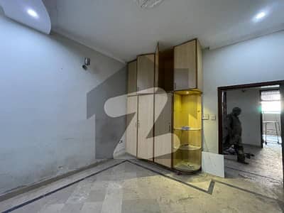 5 Marla Upper Portion For Rent in Johar Town