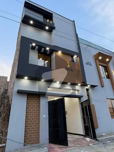 Prime Location 1 Marla House For sale In Rs. 9500000 Only