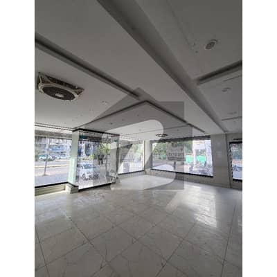 CORNER MB GROUND+BASEMENT TOP LOCATION HALLS AVAILABLE FOR RENT