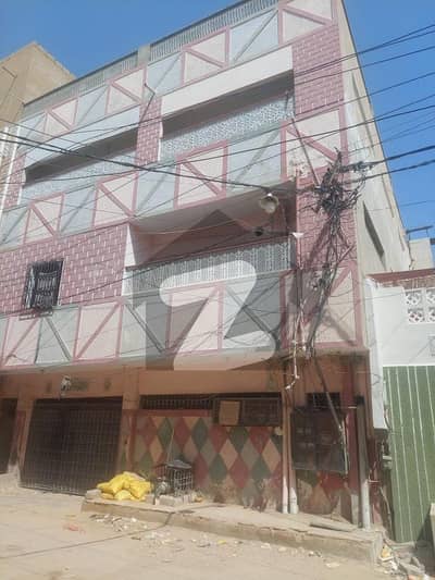 206 Sq. Yards Ground + 2 House For Sale Block 4 Gulshan
