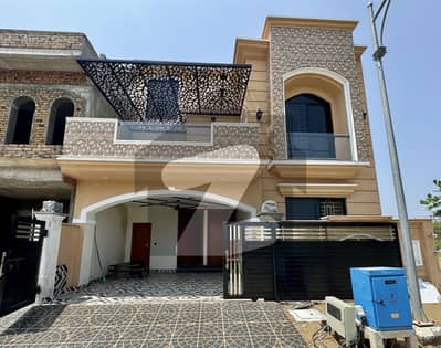 8 MARLA LUXURY HOUSE FOR SALE IN FAISAL TOWN BLOCK A 8 MARLA LUXURY HOUSE FOR SALE IN FAISAL TOWN BLOCK A