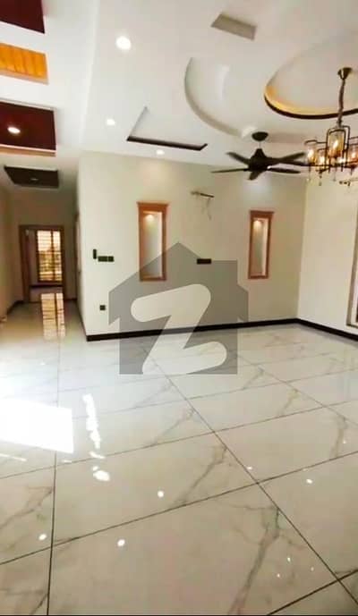 1 Kanal Luxury House For Sale