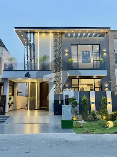 3 Years Installments Plan 10 Marla Brand New House For Sale In Park View City