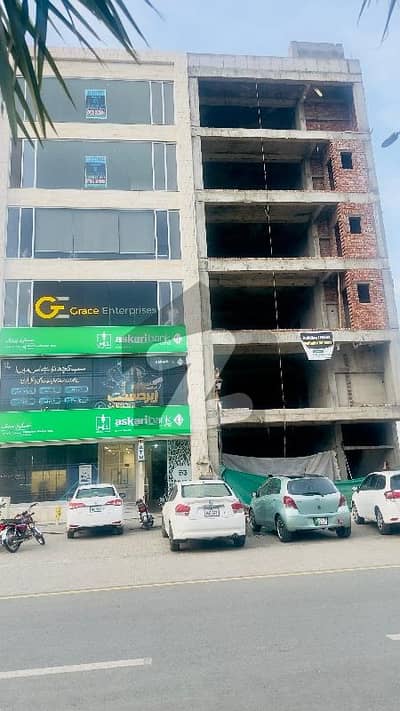 5.33 Marla Commercial Building 80 Ft Main Boulevard 3rd Floor Hall Available For Rent. Near To Main Gate