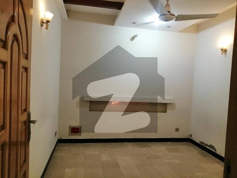 30x60 Ground Portion For Rent In G13 30x60 Ground Portion For Rent In G13