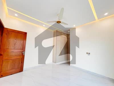 10 Marla Spacious Lower Portion Is Available In DHA Defence Phase 3 For rent