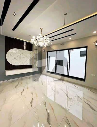 10 Marla Portion Available For Rent On Good Location In Bahria Town