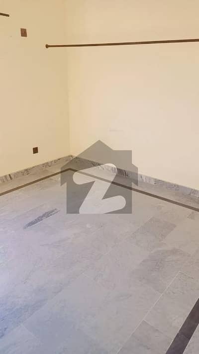 Flat Available For Rent