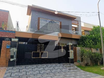 10 Marla House In Dha Phase 8 Ex Air Avenue 10 Marla House In Dha Phase 8 Ex Air Avenue