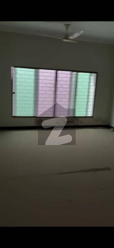 500 Square Yards House Available For sale In Askari 4