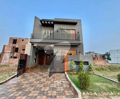 Prime Location 5 Marla House For sale In Gujranwala