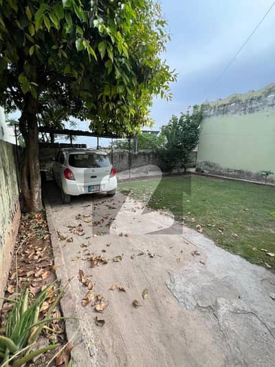 19 Marla Beautiful House for Sale on Park Road Chatta Bakhtawar Islamabad