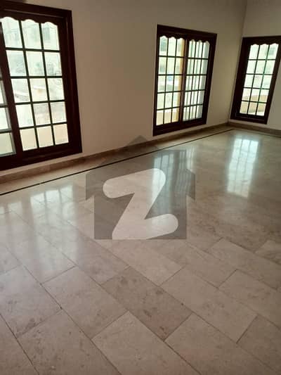 PRIME SILENT COMMERCIAL 7-ROOM FOR RENT GULSHAN-E-IQBAL BLOCK 13/D | MAIN 60 FT ROAD PRIME SILENT COMMERCIAL 7-ROOM FOR RENT GULSHAN-E-IQBAL BLOCK 13/D | MAIN 60 FT ROAD