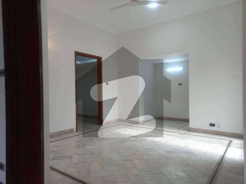 10 MARLA 1 KANAL HOUSES AVAILABLE IN DHA 10 MARLA 1 KANAL HOUSES AVAILABLE IN DHA