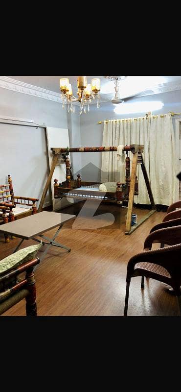 Farhan centre | 2 Bed DD 1100 sqft | 4th floor | Leased | Without Lift | No Parking | All Utilities Available For Sale In , Block 1 Gulistan-e-Johar