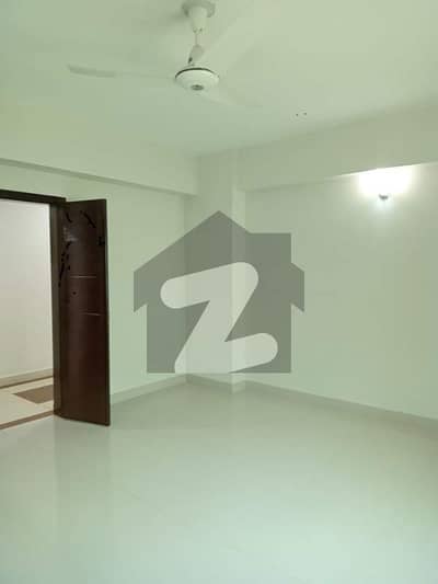 10 MARLA HOT LOCATION Brand New LUXURY 3 BED FLAT AVAILABLE FOR RENT IN ASKARI 11