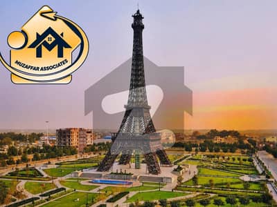 بحریہ ٹاؤن سیکٹرڈی بحریہ ٹاؤن,لاہور میں 3 کمروں کا 3 مرلہ عمارت 3.45 کروڑ میں برائے فروخت۔