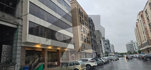 BRAND NEW | NEAT & CLEAN | FULL CORPORATE ENVIRONMENT