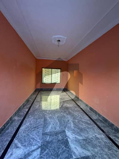9 Marla Double-Storey House Available For Sale In Mustafa-Town 9 Marla Double-Storey House Available For Sale In Mustafa-Town