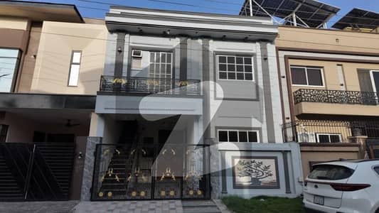 Spacious House Is Available In Al Hafeez Garden - Phase 5 For Sale