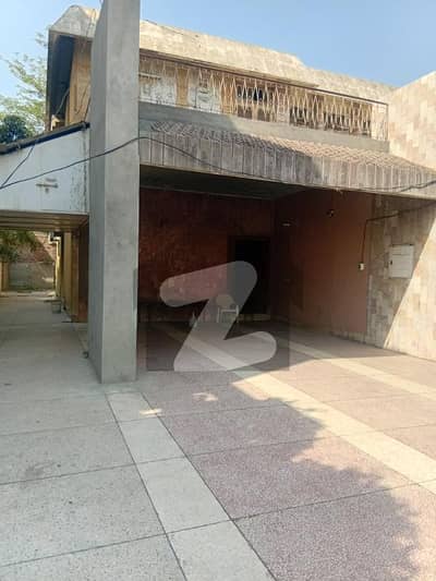 2 Kanal Double Story House for Rent near Akbar Chowk township Lahore