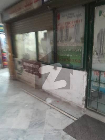 جی ۔ 11 مرکز جی ۔ 11,اسلام آباد میں 2 مرلہ Studio دکان 2.25 کروڑ میں برائے فروخت۔