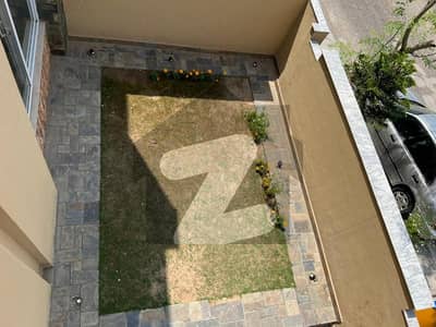 14 Marla Spacious Single Unit House For Sale. Dem 6.25 Cr Offer Required