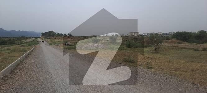 ای ۔ 12 اسلام آباد میں 5 مرلہ رہائشی پلاٹ 1.7 کروڑ میں برائے فروخت۔