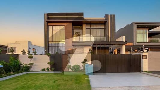 1 Kanal Top Quality Build Luxurious Beautiful Modern Design Villa With Basement For Sale In DHA Lahore Phase 7 Prime Location Near To Raya