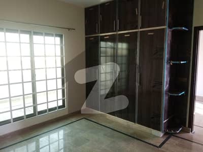 Bhatti estate offer 1 kanal second floor available for rent in nespak phase 3
