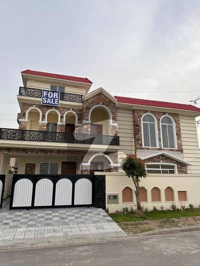 14.1 Marla Owner Built Double Unit Park Facing House For Sale In DHA Phase 5 Sector F South Facing