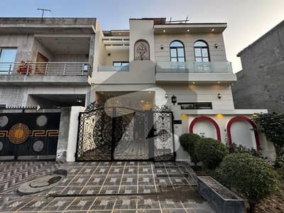 5 Marla Owner Built House For Sale With Solar in Park View City Lahore