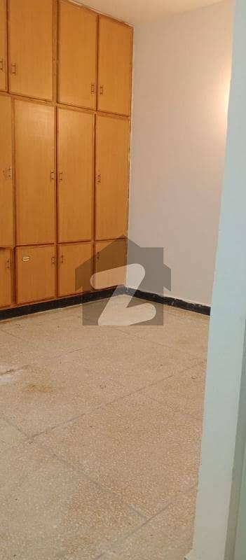 Flat 700 Square Feet For rent In G-11/4 Flat 700 Square Feet For rent In G-11/4