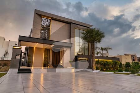 1 Kanal Modern Luxury House near Tim Hortons