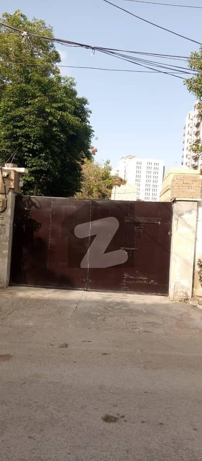 1000 Yards Plot near TCS and close to Sharah e FaisalBest for Car Detailing, Peddle Court