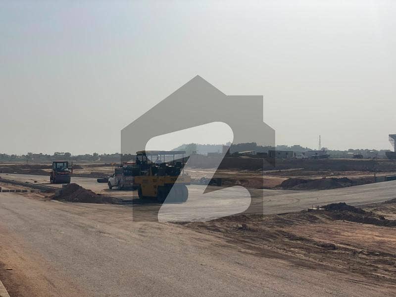 مارگلہ انکلیو مارگلہ ایونیو,اسلام آباد میں 1 کنال رہائشی پلاٹ 4.2 کروڑ میں برائے فروخت۔ مارگلہ انکلیو مارگلہ ایونیو,اسلام آباد میں 1 کنال رہائشی پلاٹ 4.2 کروڑ میں برائے فروخت۔