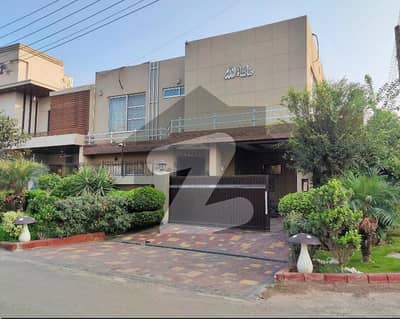 14 Marla Modren design owner build proper Double unit bungalow Soler system install near phase 5,2 Lum's university 14 Marla Modren design owner build proper Double unit bungalow Soler system install near phase 5,2 Lum's university