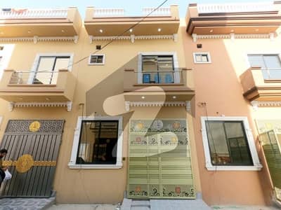 Well-constructed House Available For sale In 80 Feet Road