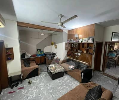 جوہر ٹاؤن فیز 1 - بلاک جی جوہر ٹاؤن فیز 1,جوہر ٹاؤن,لاہور میں 4 کمروں کا 5 مرلہ مکان 2.35 کروڑ میں برائے فروخت۔ جوہر ٹاؤن فیز 1 - بلاک جی جوہر ٹاؤن فیز 1,جوہر ٹاؤن,لاہور میں 4 کمروں کا 5 مرلہ مکان 2.35 کروڑ میں برائے فروخت۔