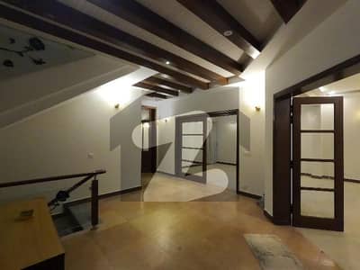 Prime Location House Of 1 Kanal Is Available For rent Prime Location House Of 1 Kanal Is Available For rent