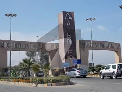 10 Marla Plot in Hot location LDA Avenue 1