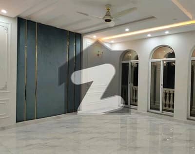 A House Of 5 Marla In Bahria Town - Sector E