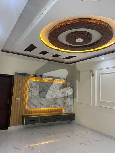 10 MARLA BRAND NEW HOUSE DOUBLE STORY HOUSE AVAILABLE FOR SALE IN WAPDA TOWN PHASE 1 LAHORE IN A VERY HOT LOCATION