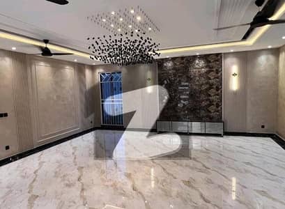 Get This Amazing 5 Marla House Available In Bahria Town - Sector C Get This Amazing 5 Marla House Available In Bahria Town - Sector C